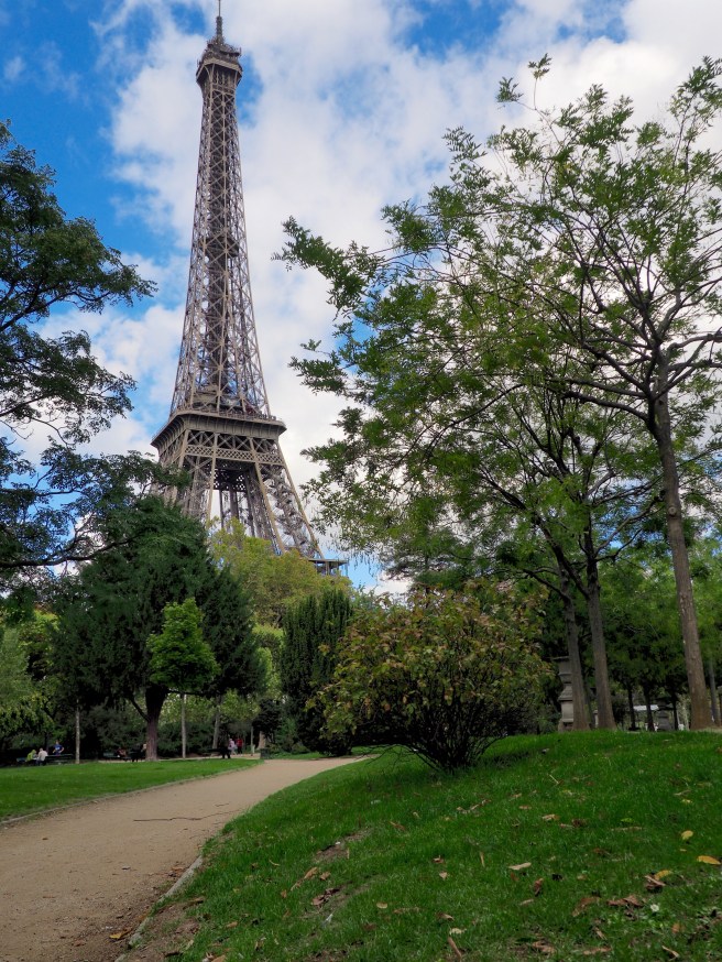 The first time (quite unexpectedly) seeing the Eiffel Tower. 