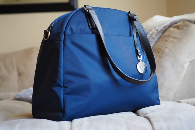 Review: Lo & Sons OMG Bag//List Maker Picture Taker